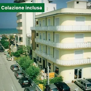 hotel-rivamare-cervia.emilia-romagnahotels.net/